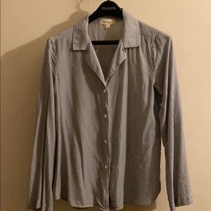 Cloth & stone button up size small, wide sleeve